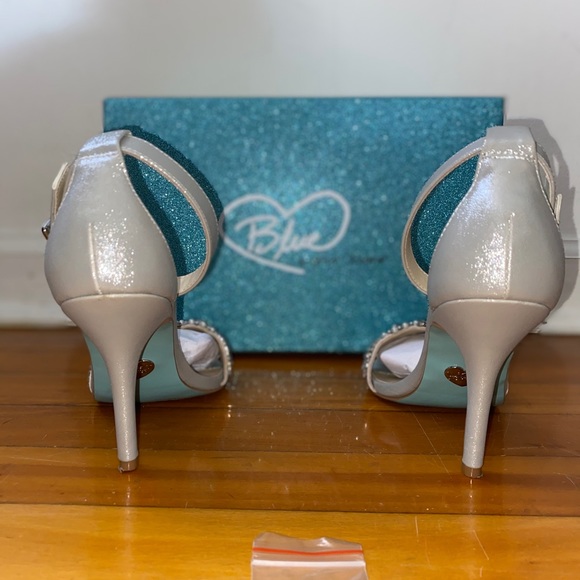 Embellished Silver Heels - Picture 2 of 4